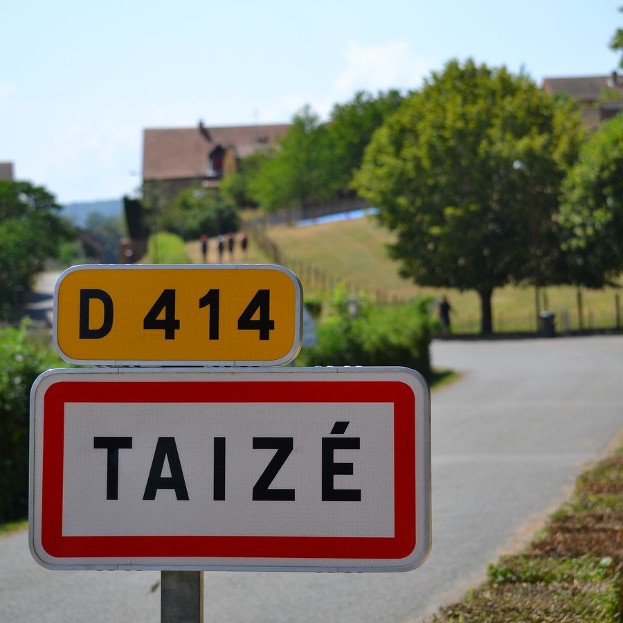 Welcome to the Taizé website!