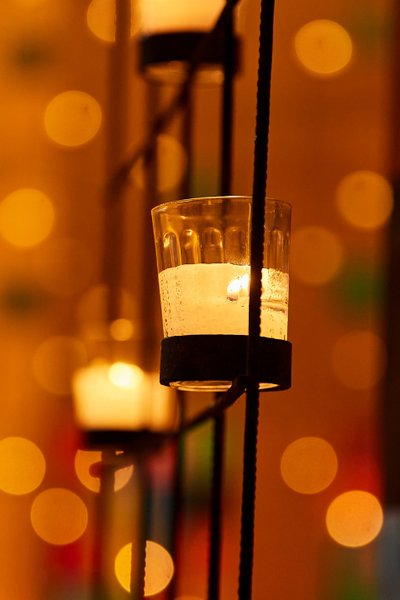 candles church